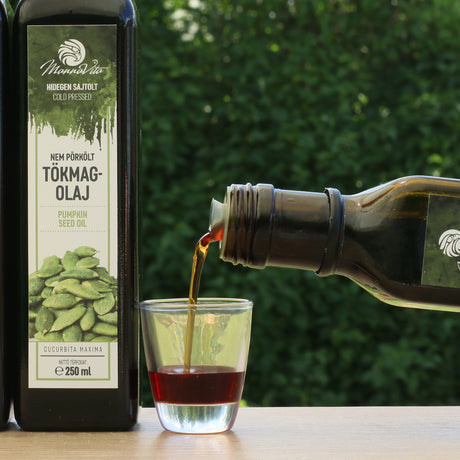 Mannavita Ungarisches kaltgepresstes Kürbiskernöl • 250 ml